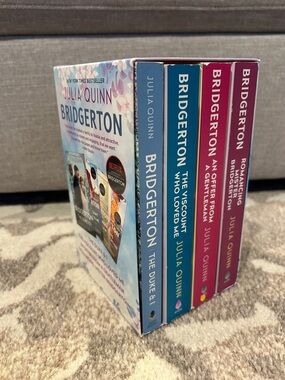 Julia Quinn’s First 4 Books in the Beloved Bridgerton Series